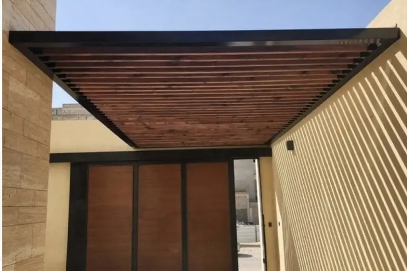 مجلس ملحق في قرية العليا — تنفيذ خبراء الهناجر والبناء