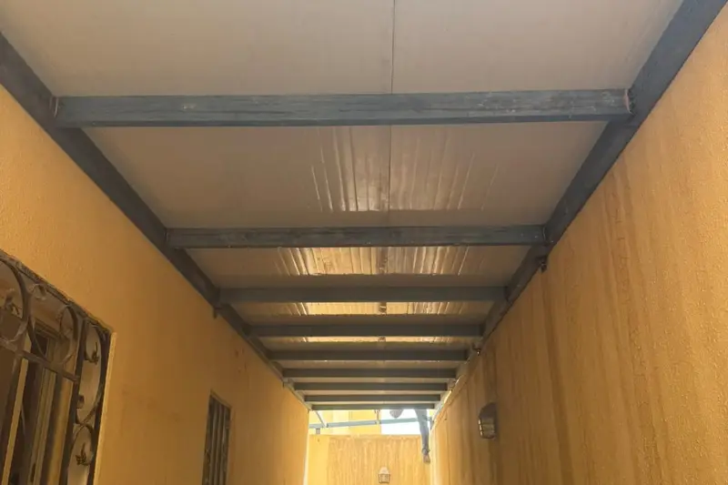 ساتر خارجي في الجفر — تنفيذ خبراء الهناجر والبناء