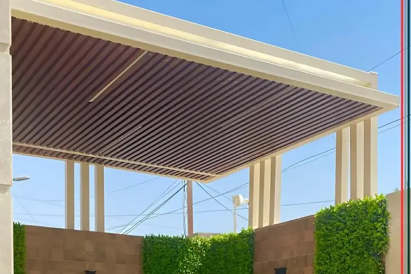 مظلة فناء في صفوى — تنفيذ خبراء الهناجر والبناء
