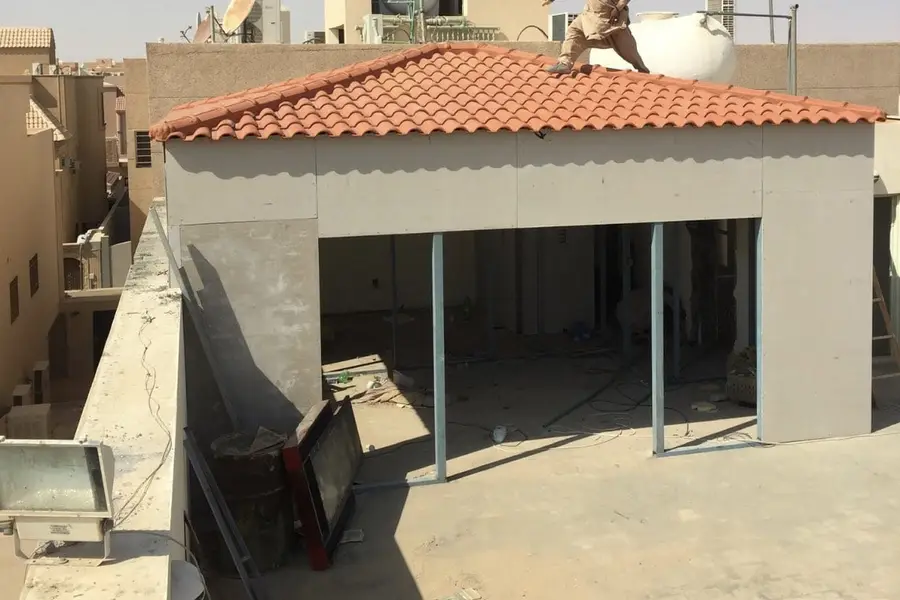 أعمال ترميم سطح وتركيب قرميد — خبراء الهناجر والبناء